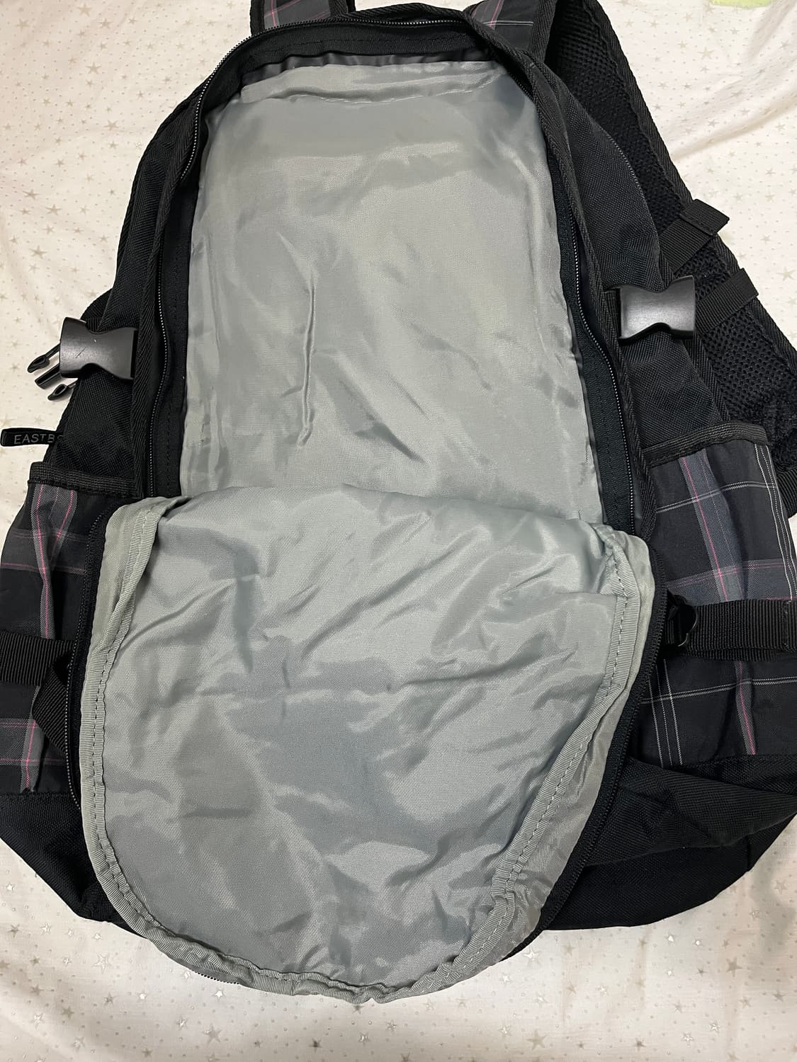 블랙핑크 체크패턴 백팩 + 핑크 피클더 프로그 키링 🐸 상품이미지5