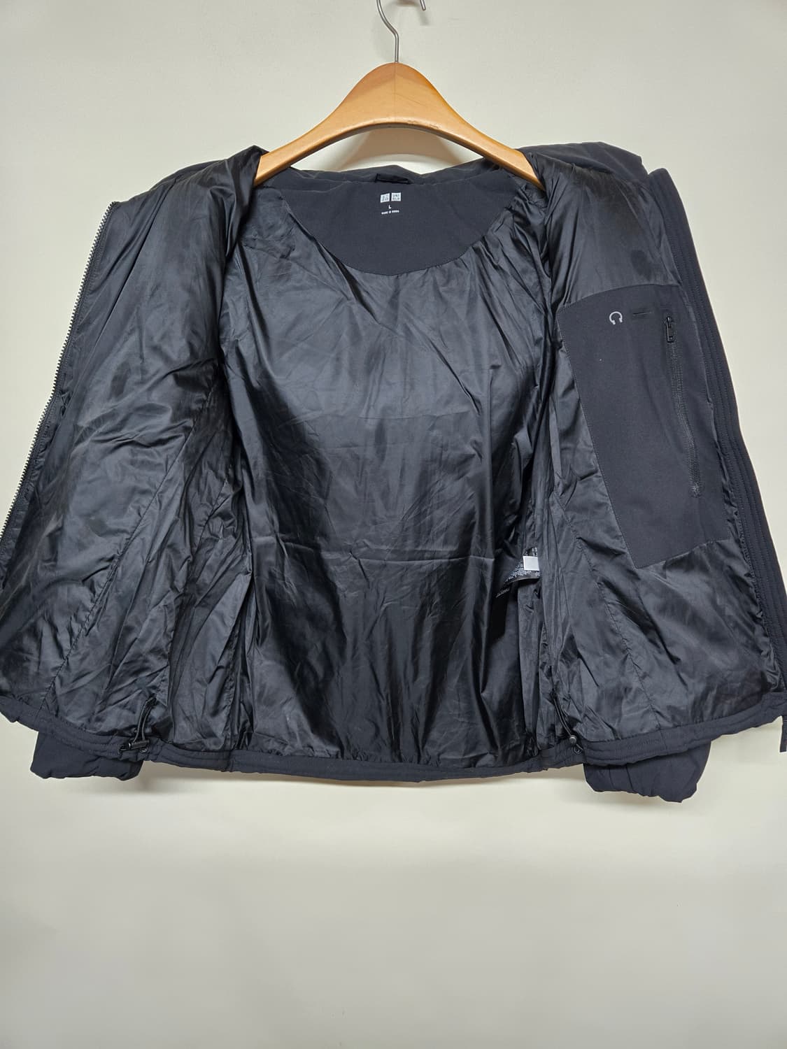 유니클로 심리스 후드 패딩 점퍼여 L 상품이미지4