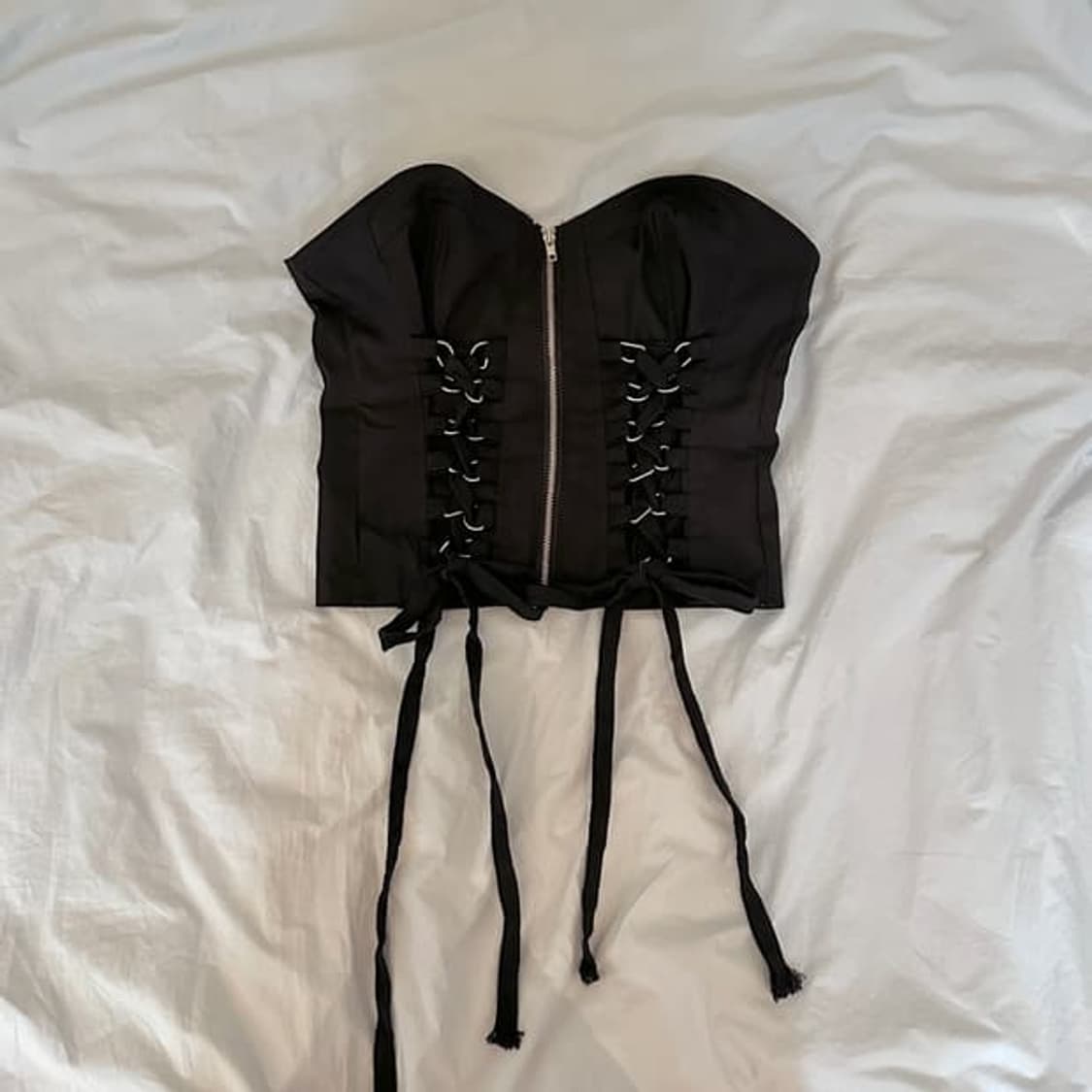 빈티지)블랙 오네갸루 y2k 코르셋 고딕 아일렛 뷔스티에탑 상품이미지1