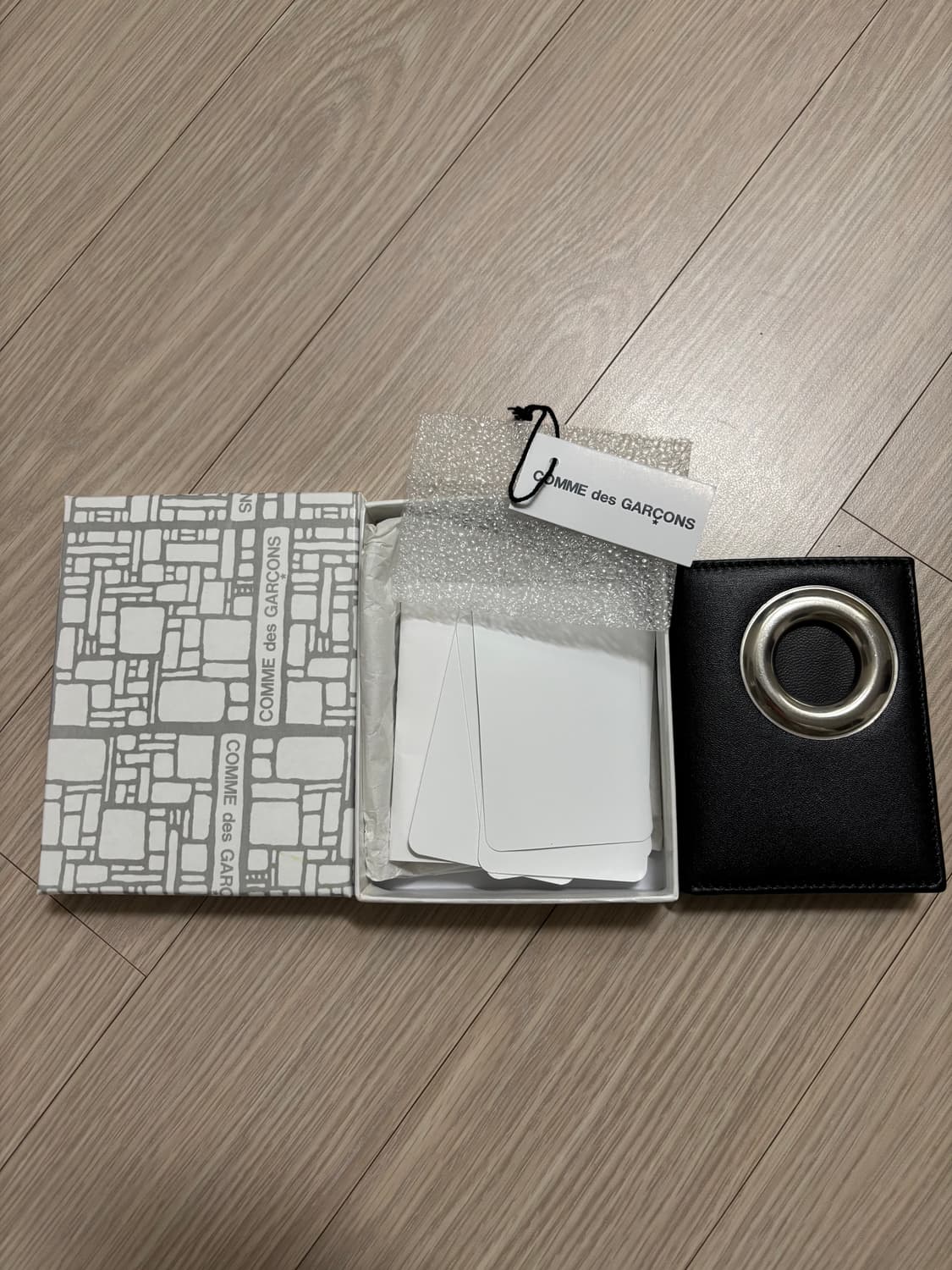 꼼데가르송 아일렛 지갑 상품이미지2
