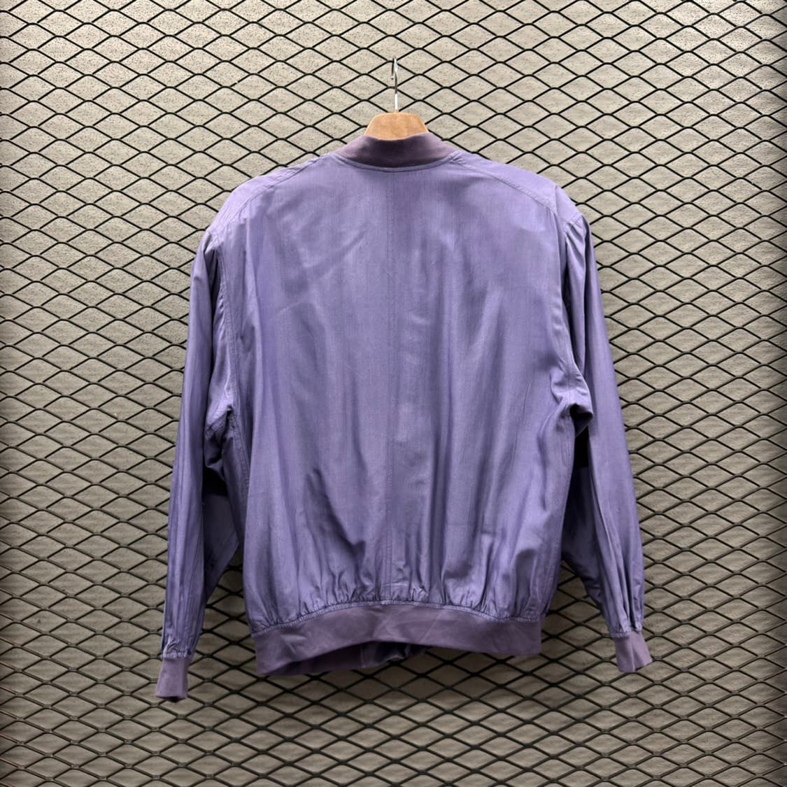 EURO VINTAGE 실크 봄버자켓 소프트터치 워시드 디테일 퍼플 상품이미지4