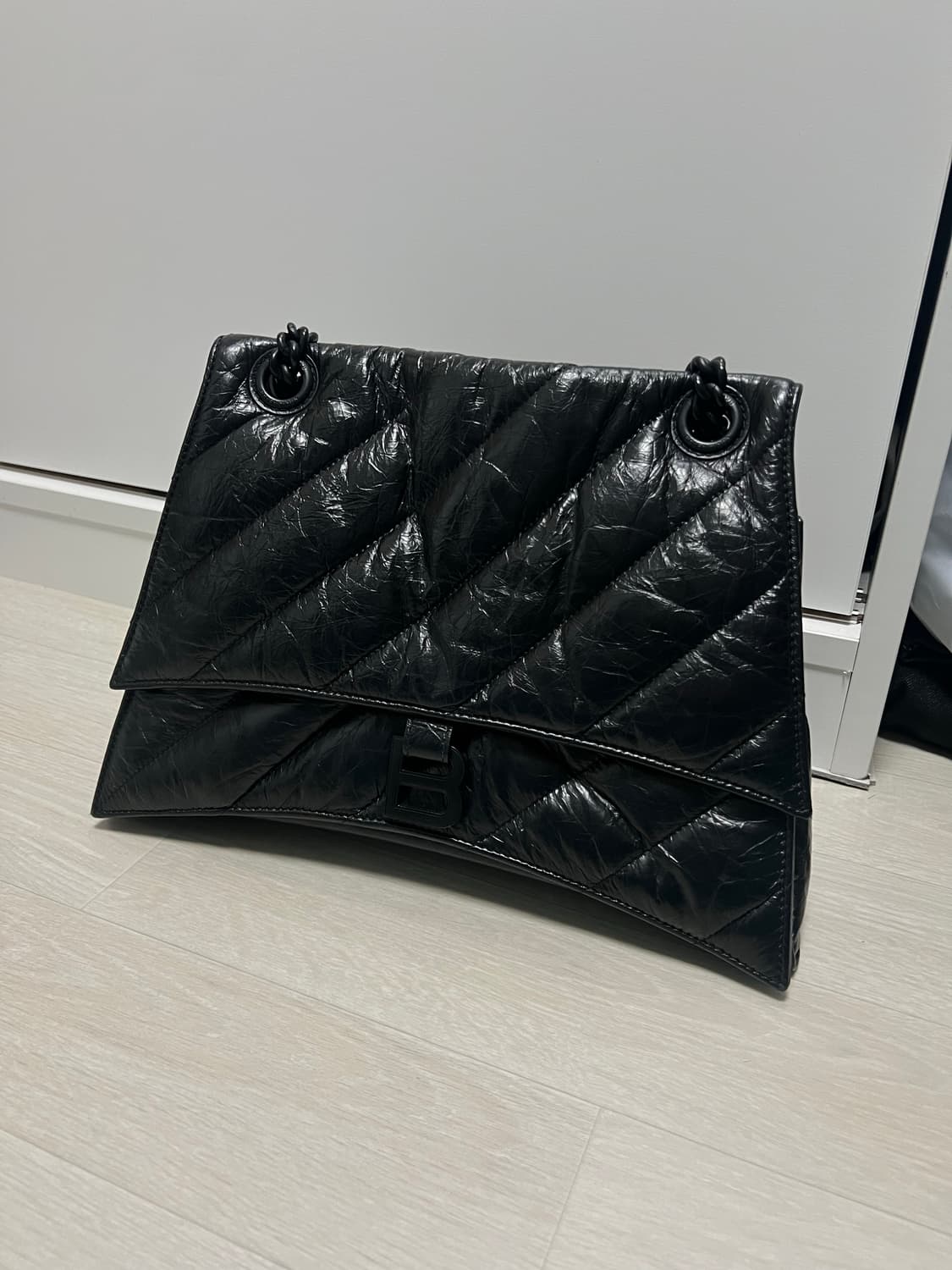 발렌시아가 크러쉬백 미디움 상품이미지2