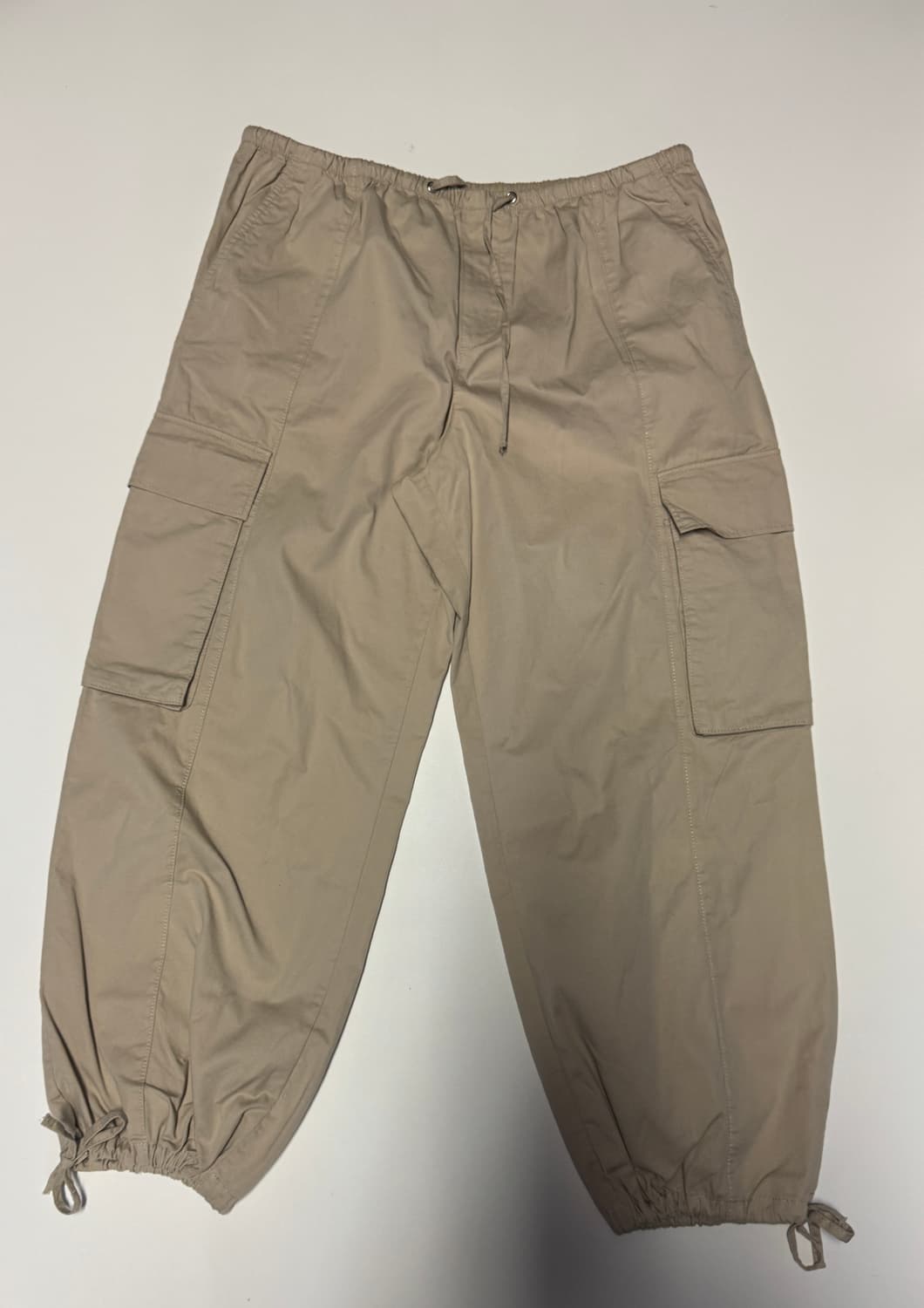 H&M 에이치앤엠 빅 포켓 밴딩 코튼 카고팬츠 L 상품이미지1