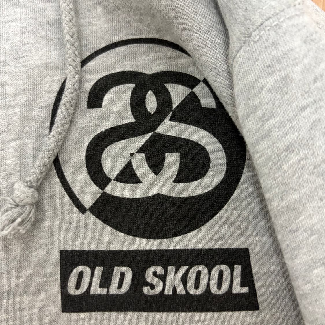 스투시 올드스쿨 빈티지 그레이 프린팅 로고 후드티 판매합니다 상품이미지8