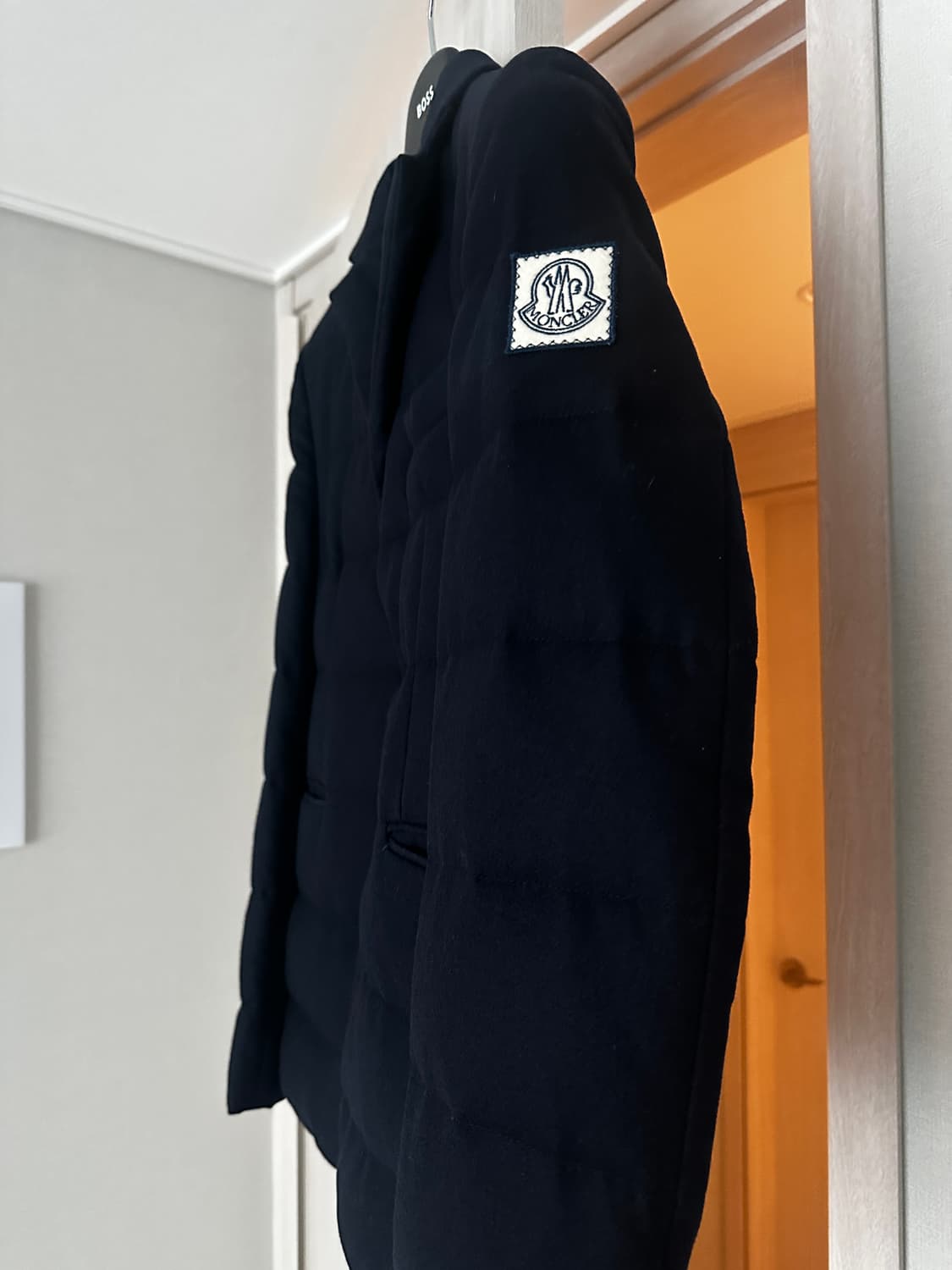 몽클레어 감마블루 패딩 자켓 상품이미지4