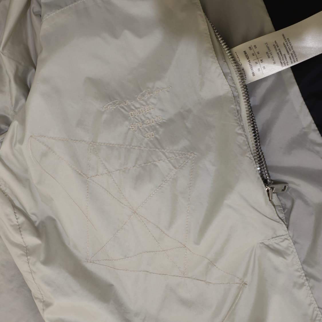 50 / Rick Owens 릭오웬스 19SS 런웨이 나일론 코치자켓 상품이미지3