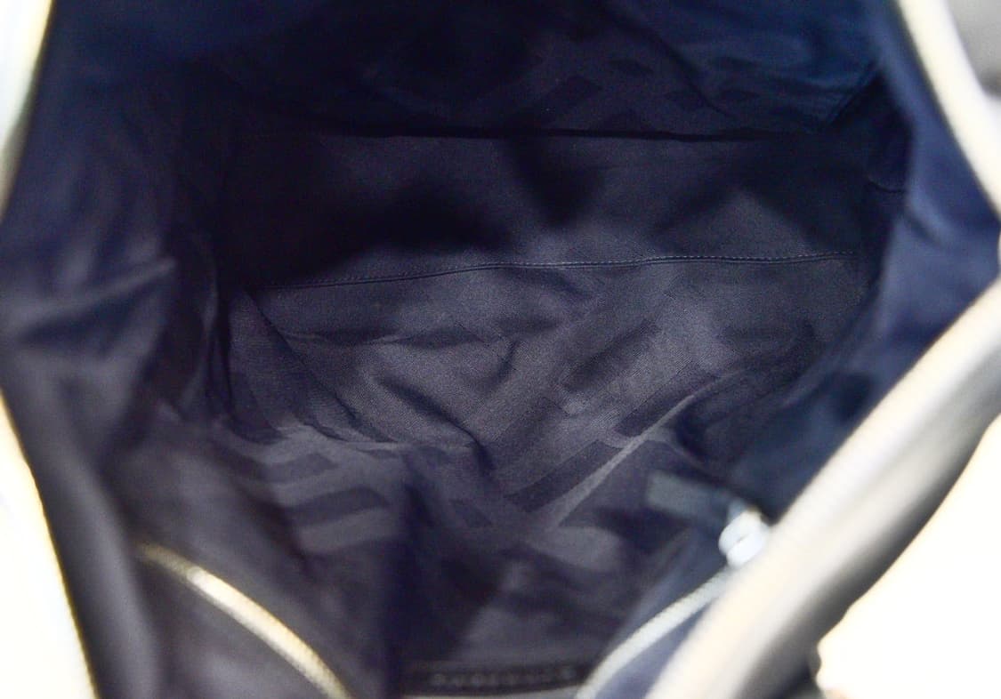 버버리 트렌톤 나일론 숄더백 (정품) 상품이미지10