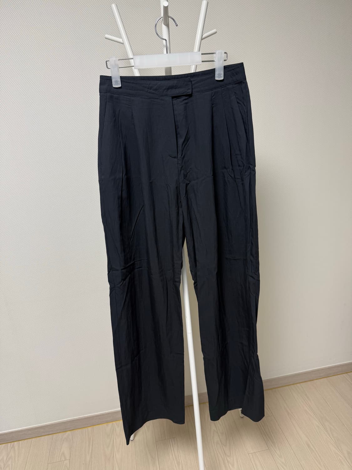 룩캐스트 애니 투 턱 와이드 팬츠 m 네이버 상품이미지5