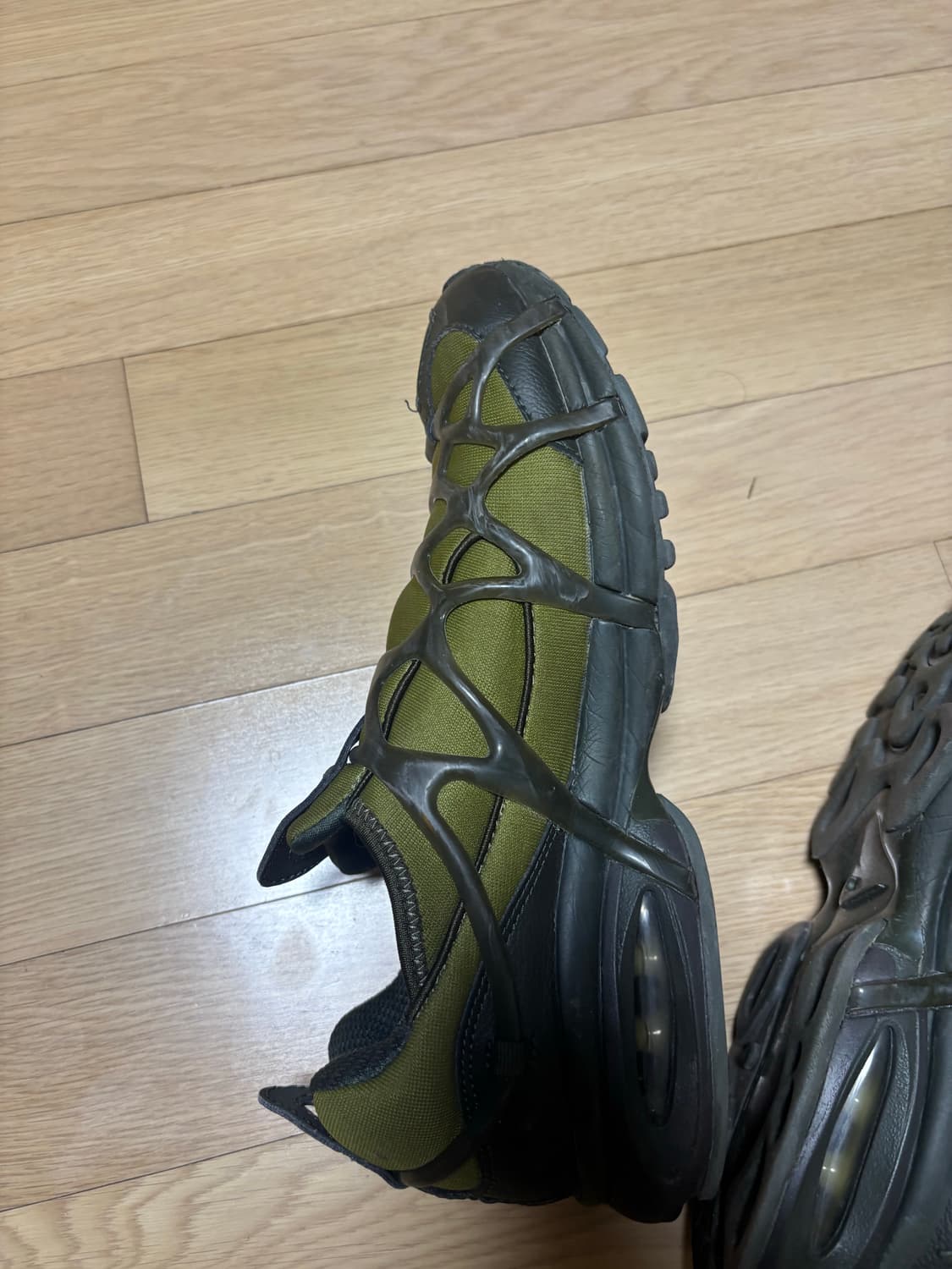 나이키 에어 쿠키니 필그림 세쿼이아 270 상품이미지5