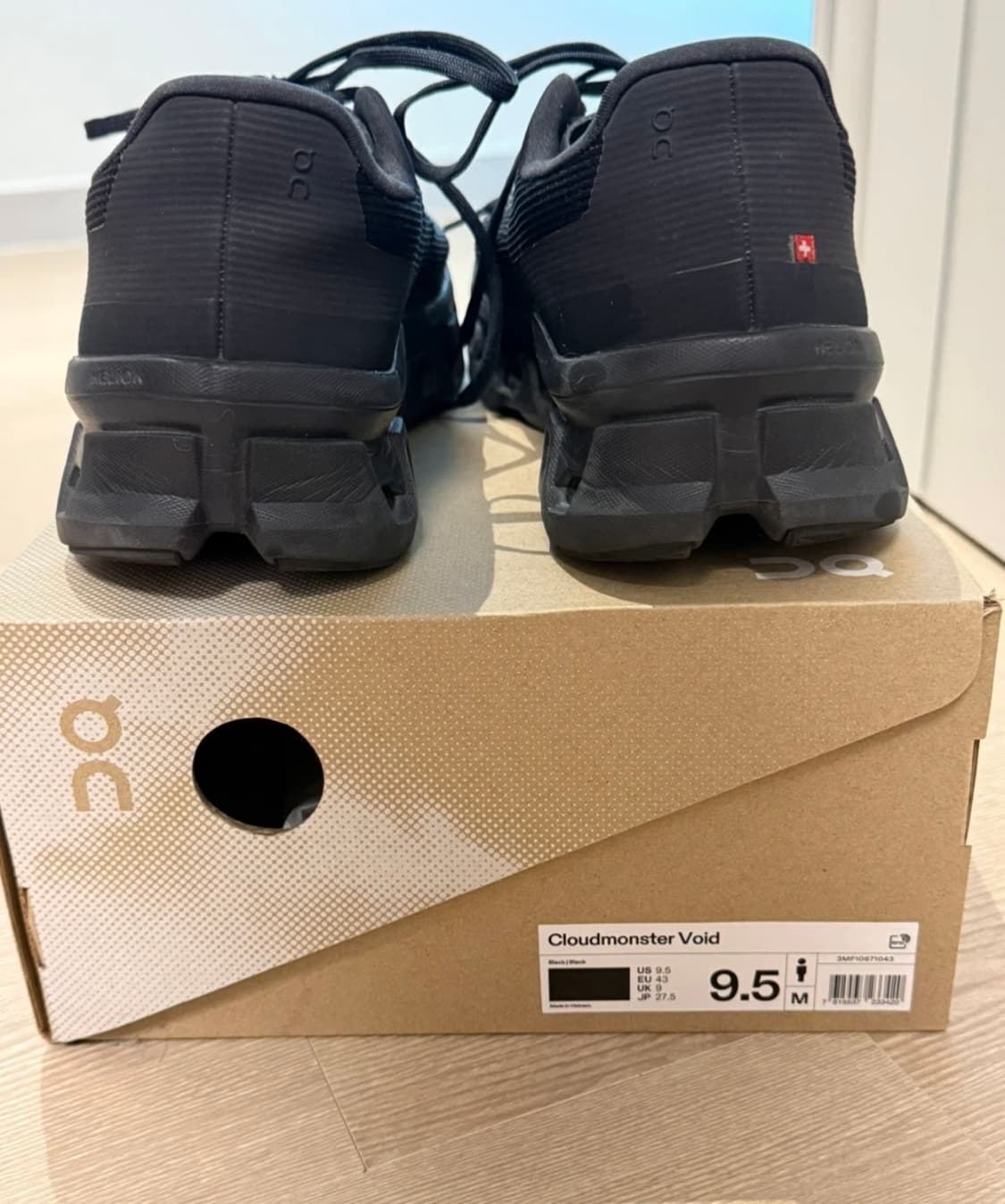 온러닝 클라우드 몬스터 보이드 블랙 275 상품이미지4