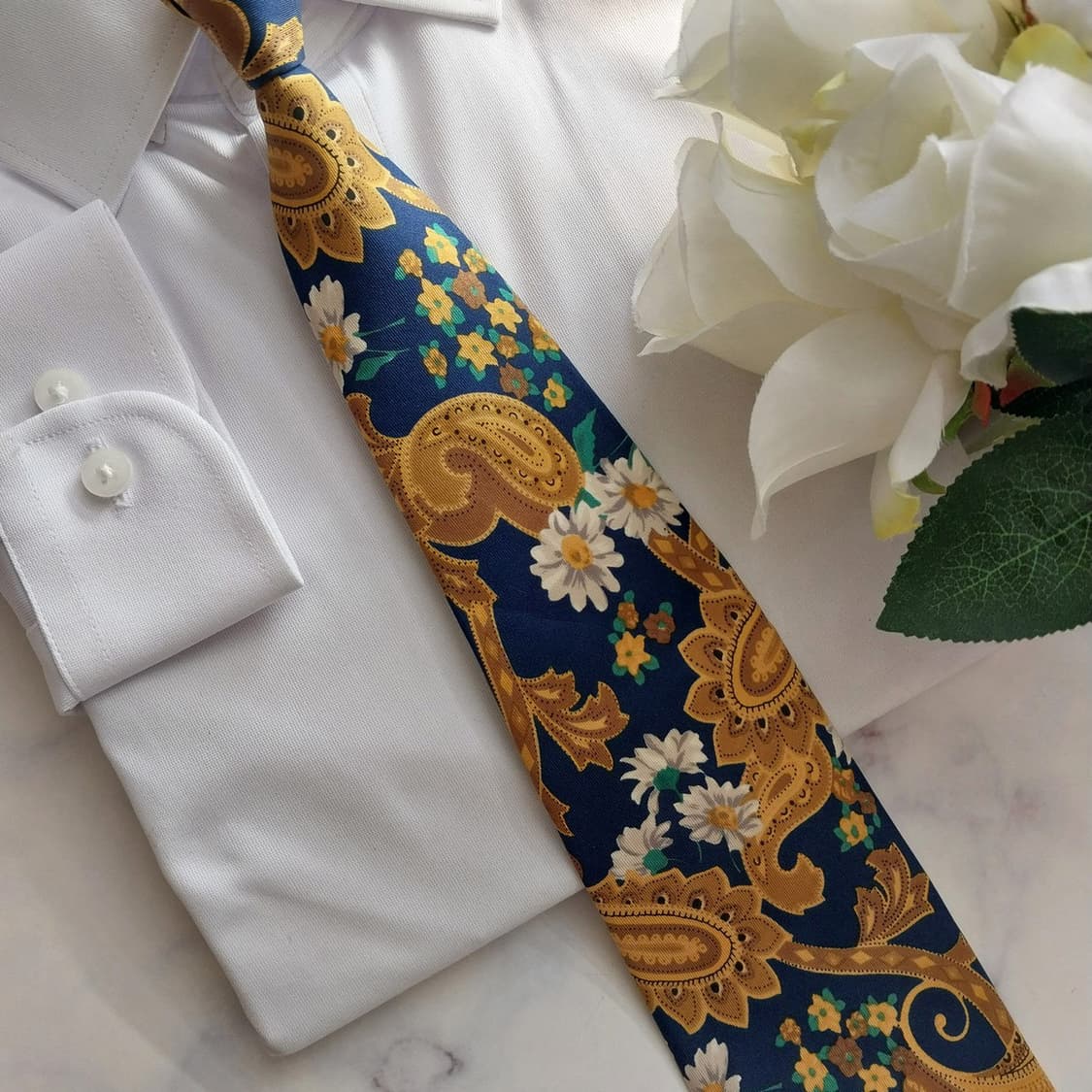 이브레스 실크 골드&네이비 플로럴 넥타이 9.9cm A+등급 K1281
 상품이미지8