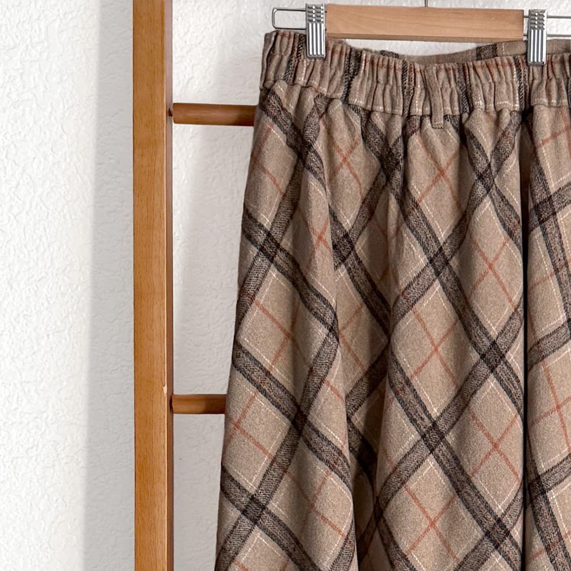 마루체크 소프트 플레어 스커트 상품이미지5