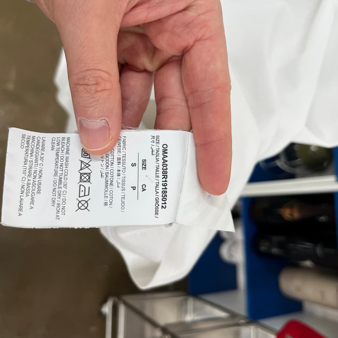 오프화이트 반팔 티셔츠 S 상품이미지5