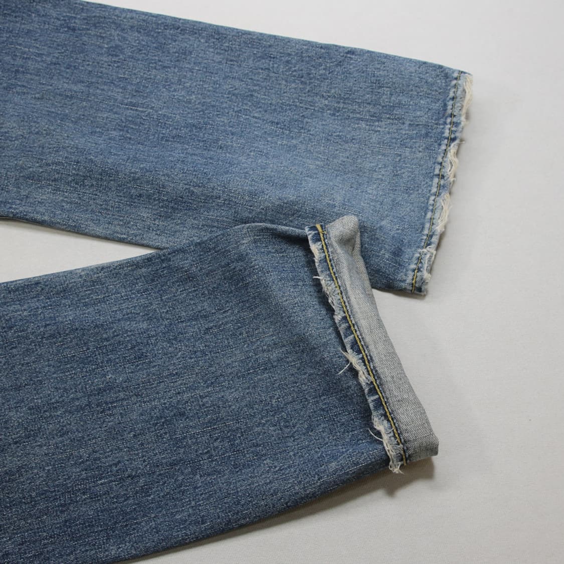 (착용컷) 리바이스 503 (남성용 30) 상품이미지10