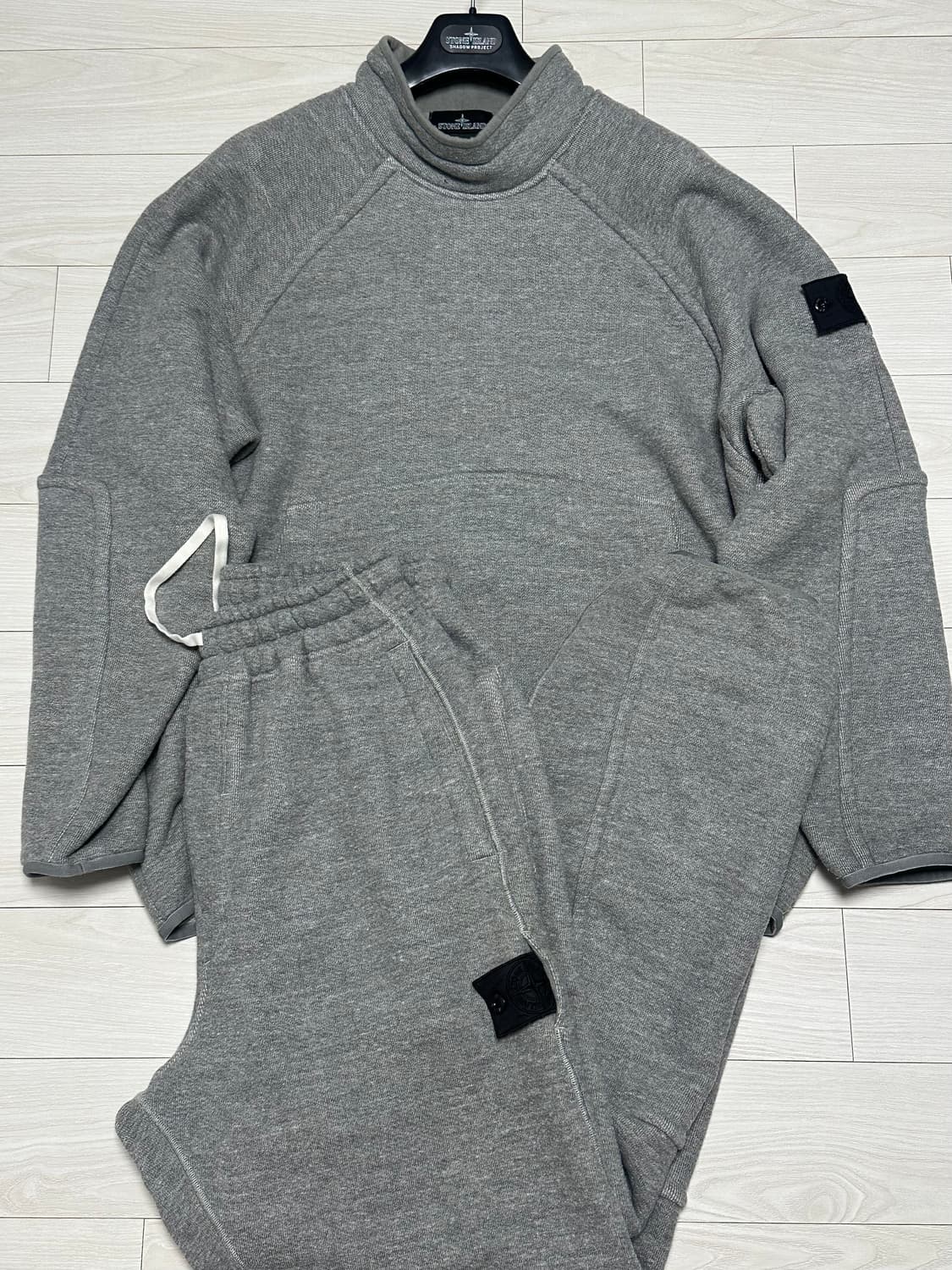 스톤아일랜드 쉐도우 트레이닝 셋업 22fw L(105) 국내판 상품이미지6