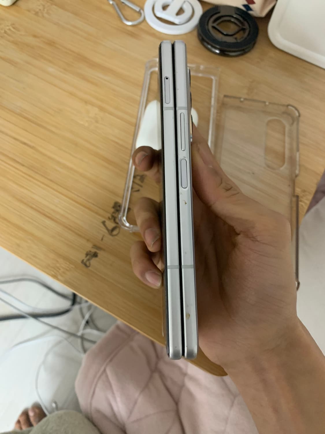 갤럭시z폴드 3 256g 현금 선착! 상품이미지1