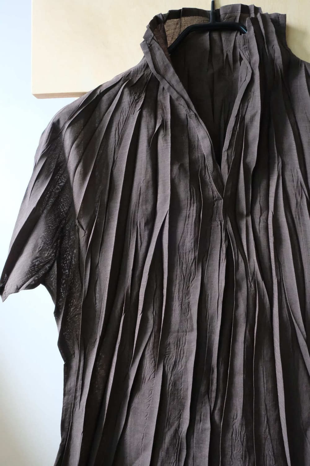 Pleated Short Sleeve Blouse 상품이미지4