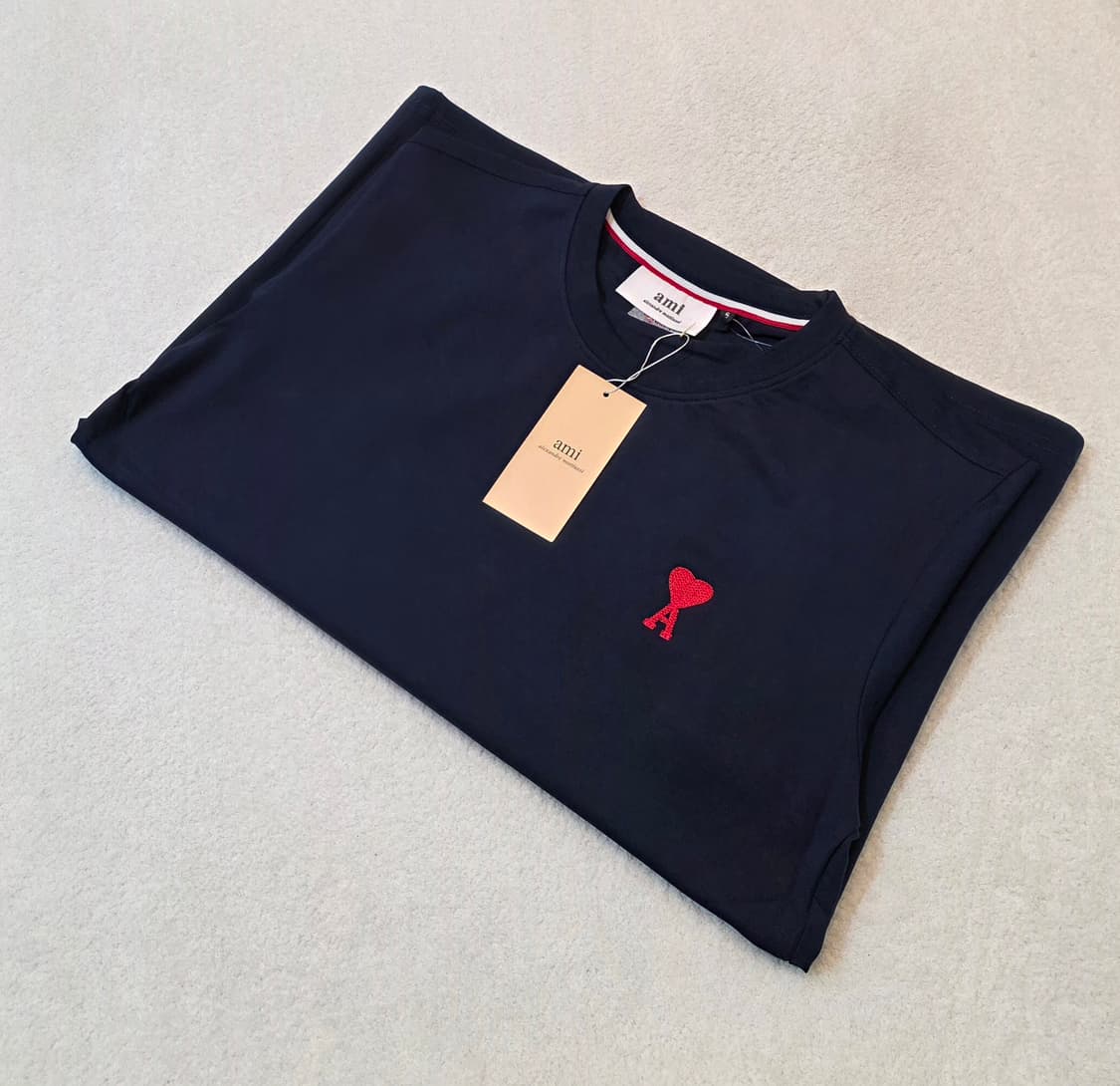 (새상품) AMI 아미 반팔티 기본티 상품이미지3