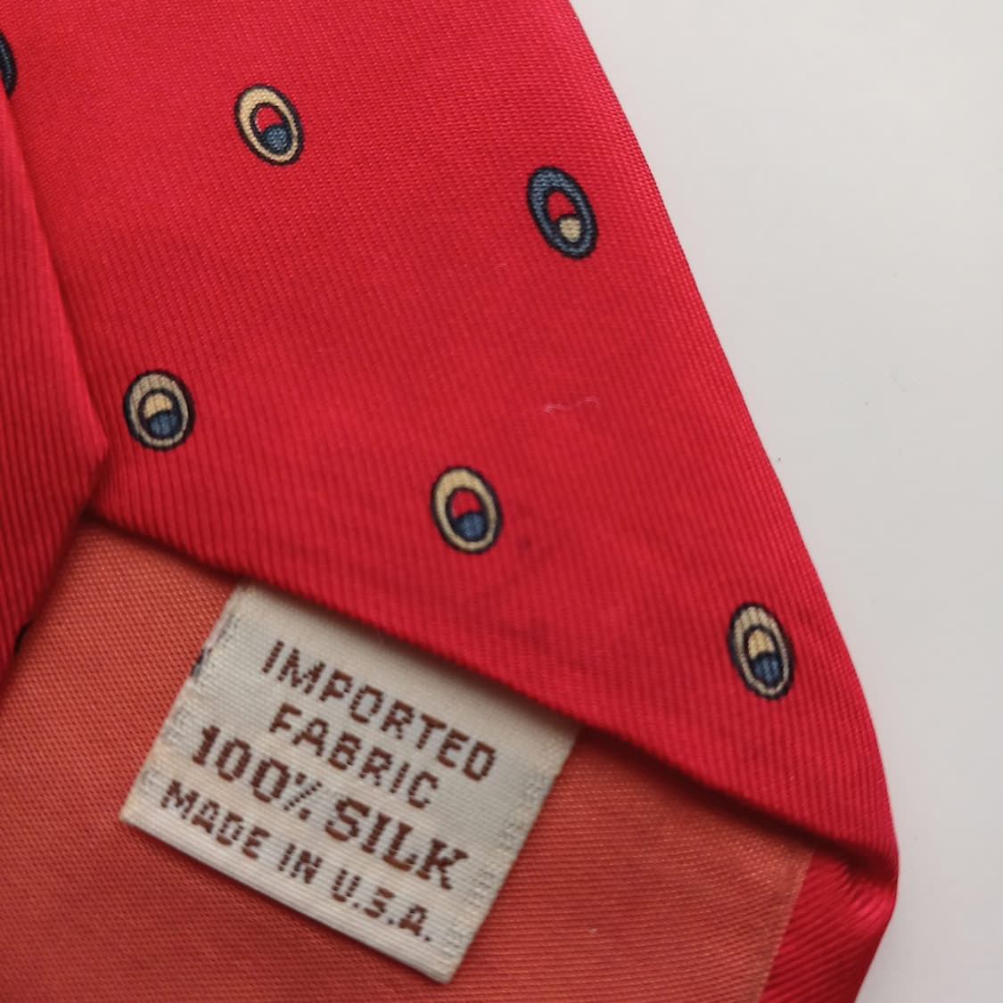 입생로랑 실크 레드 도트 패턴 넥타이 7.8cm B등급 A18500
 상품이미지10
