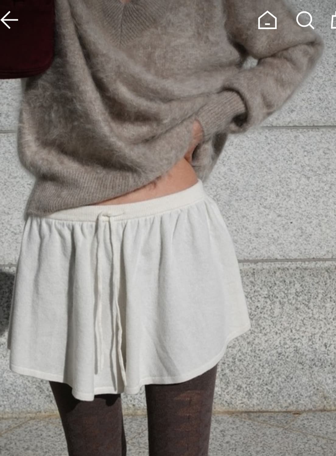 퓨어 캐시미어- 박민주 브러시드 캐시미어 브이넥 스웨터 토프 상품이미지1