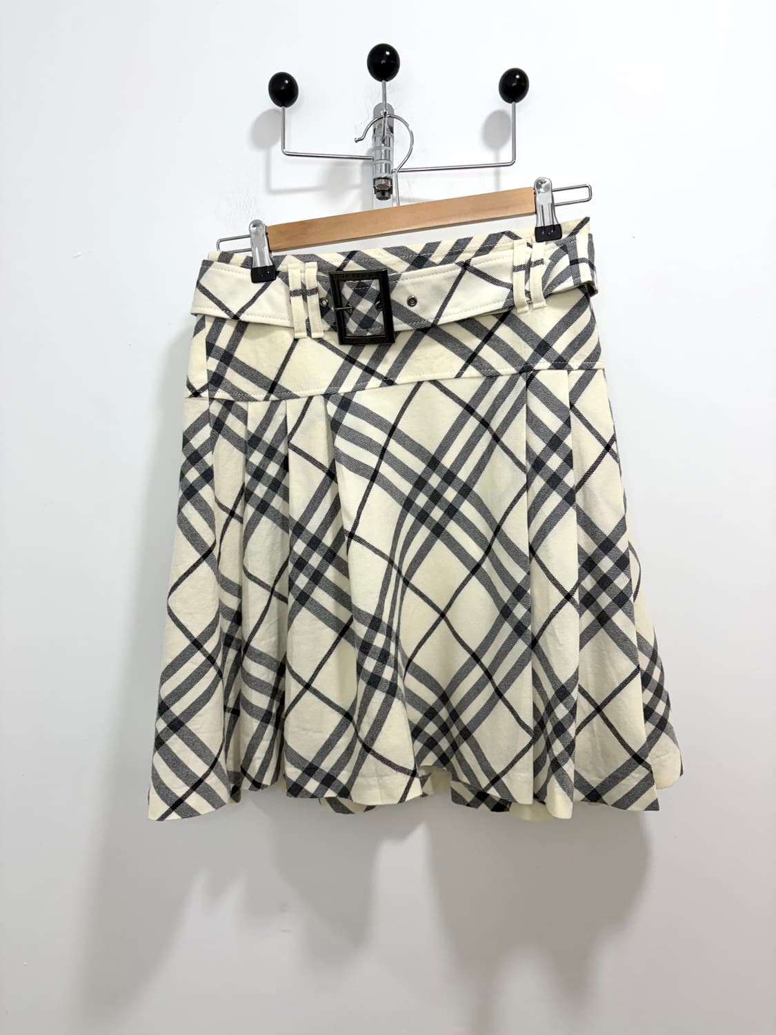 버버리 노바체크 아이보리 벨트 플리츠 스커트 상품이미지3