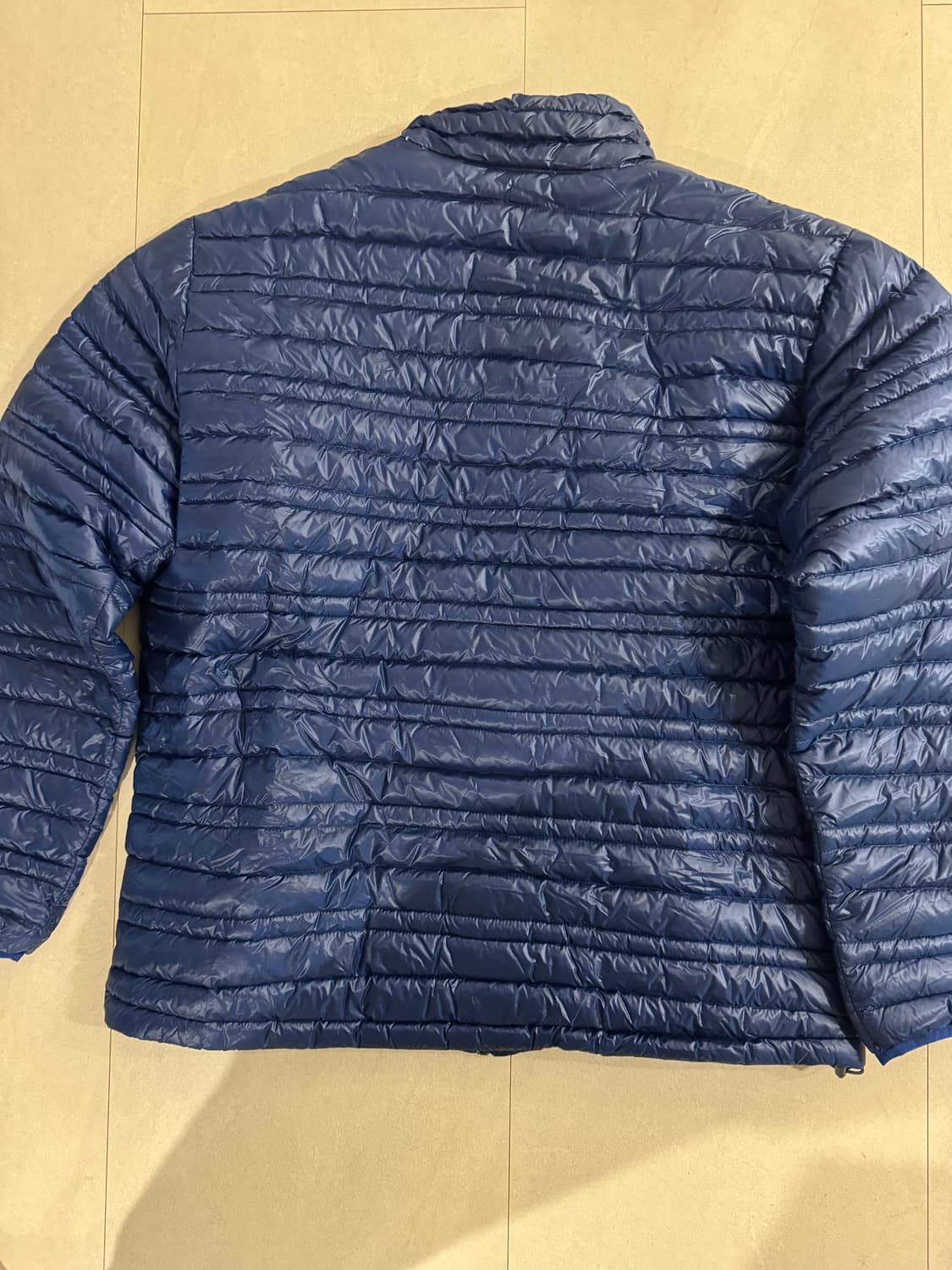 파타고니아 경량패딩  상품이미지2