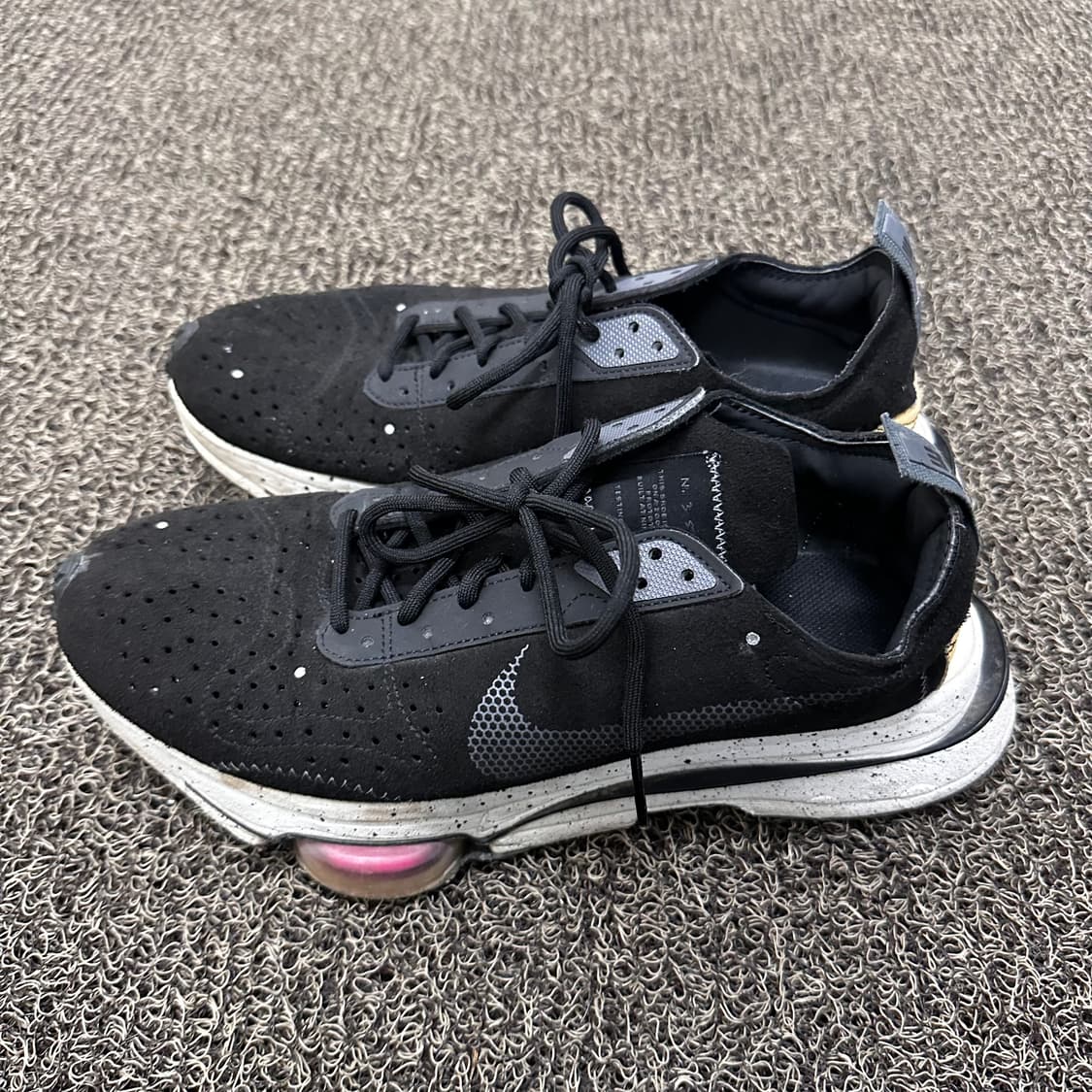 NIKE 나이키 에어 줌 타입 블랙 하이퍼 핑크 270 상품이미지1