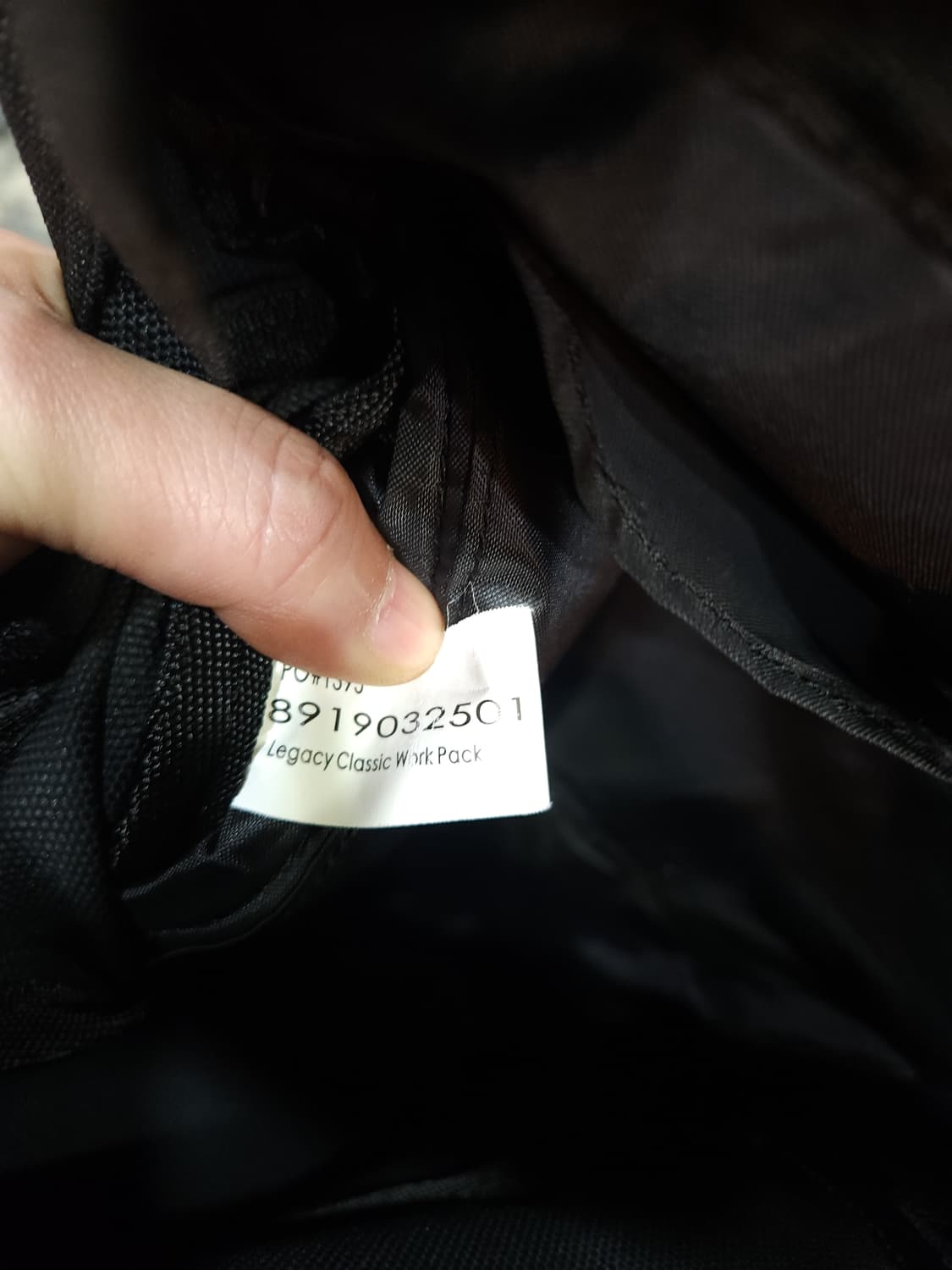 칼하트 레거시 클래식 블랙 백팩

 상품이미지8