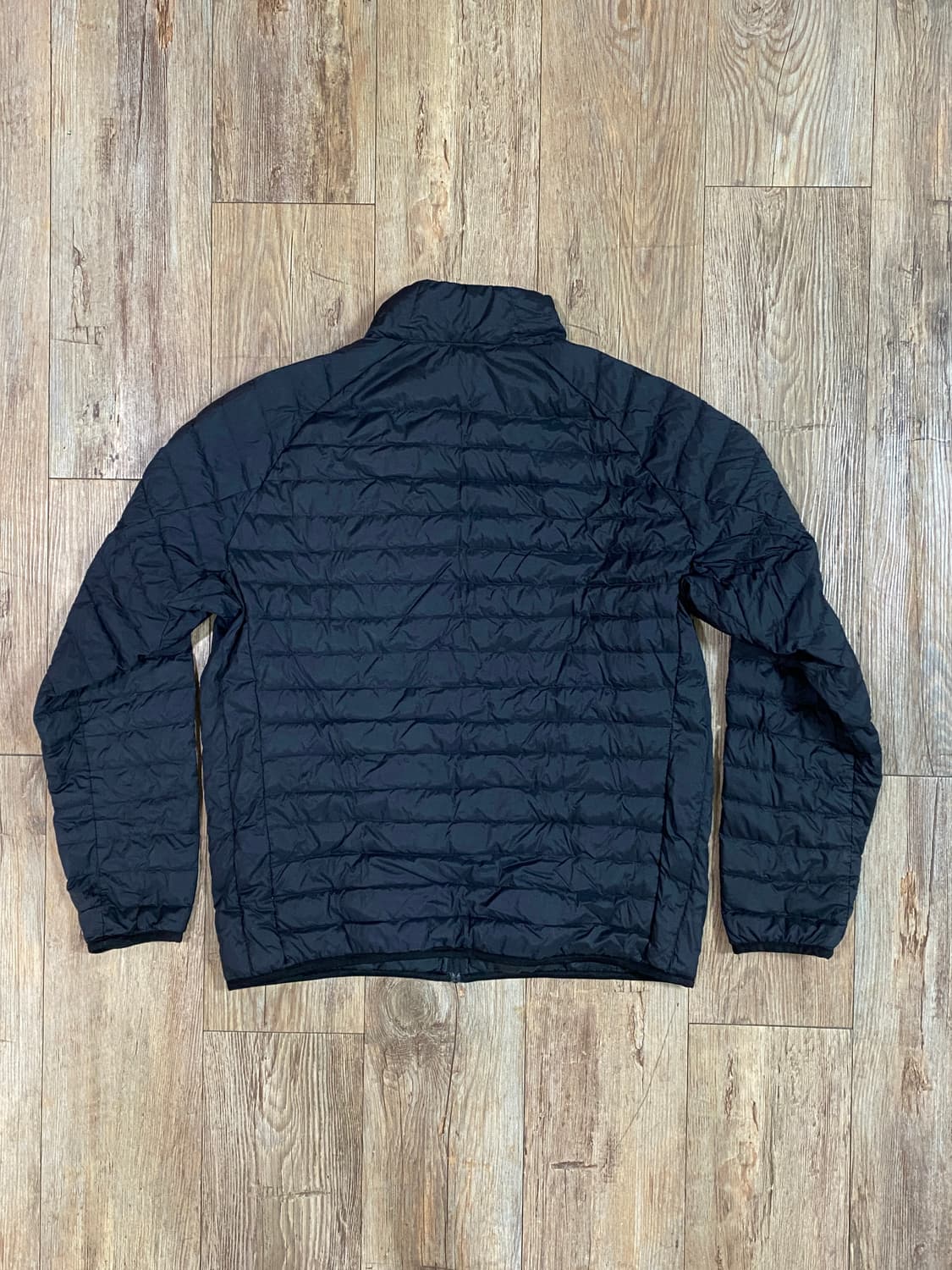 유니클로 울트라라이트다운 블랙 XL 상품이미지3