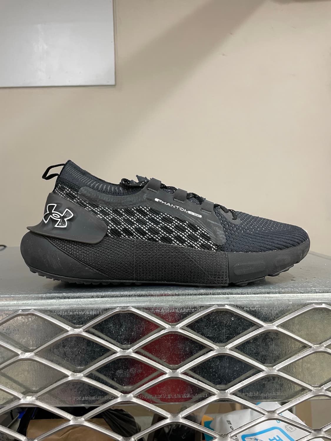 언더아머 호버 팬텀3 255 상품이미지4