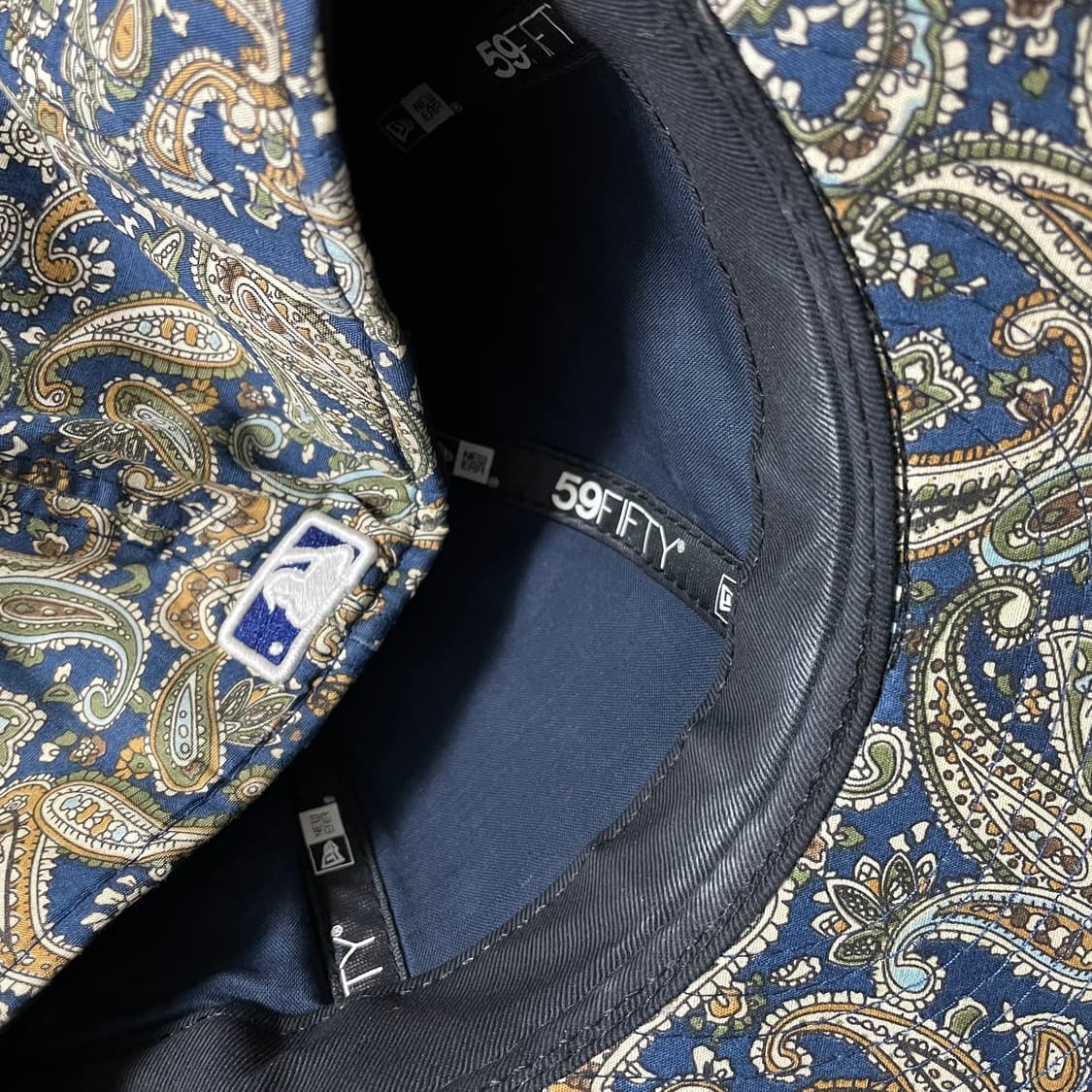 뉴에라 NY 양키스 페이즐리 볼캡 스냅백 상품이미지3