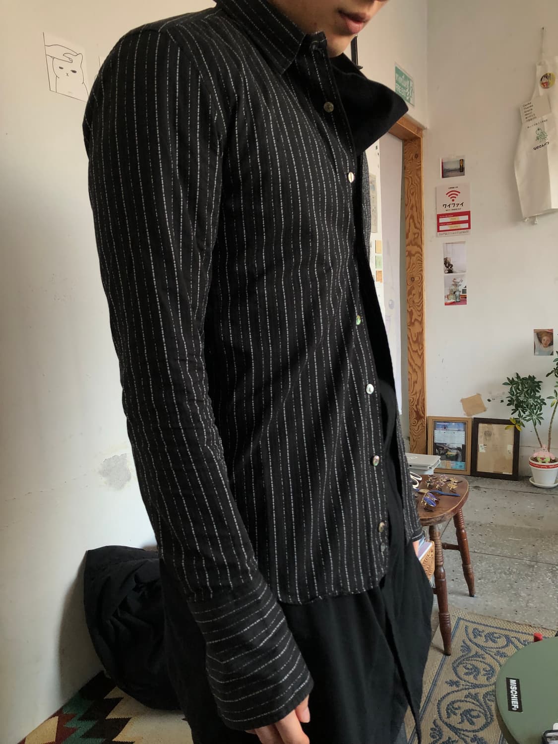 캐서린 햄넷 핀스트라이프 롱커프스 셔츠 상품이미지2