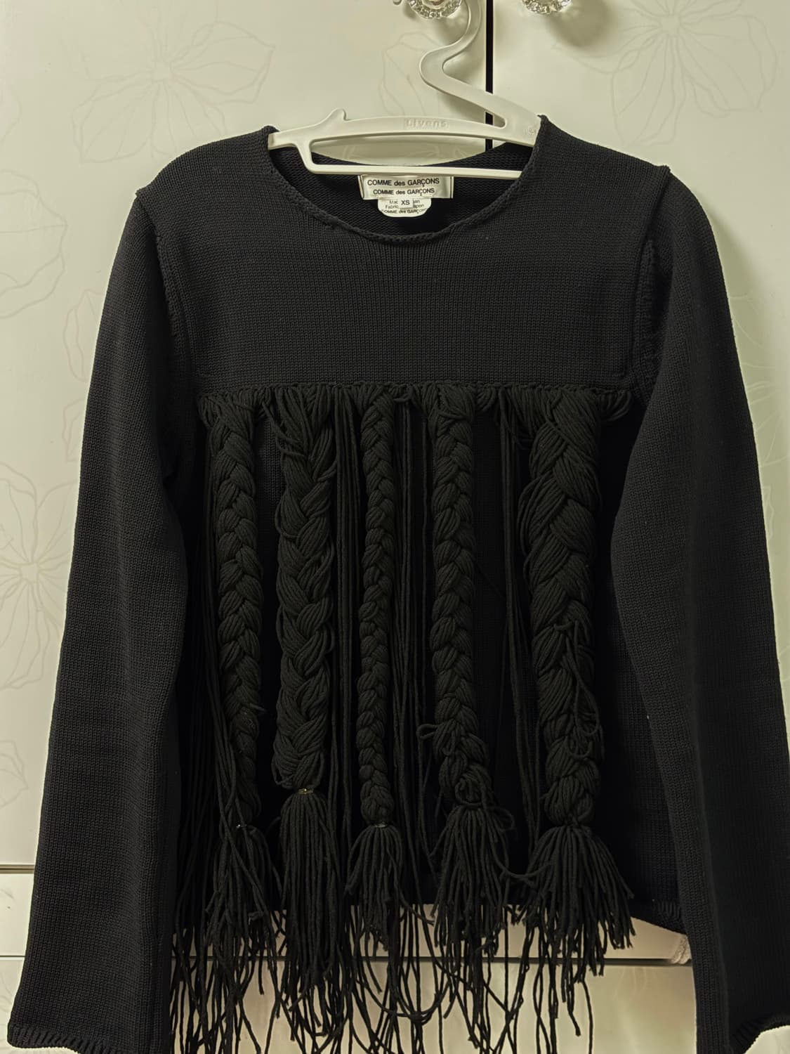 꼼꼼 프린지 니트 상품이미지1