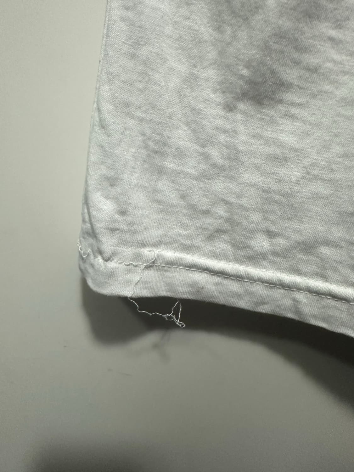 큐리티 C LOGO CONVEX T-SHIRT_WHITE 상품이미지5