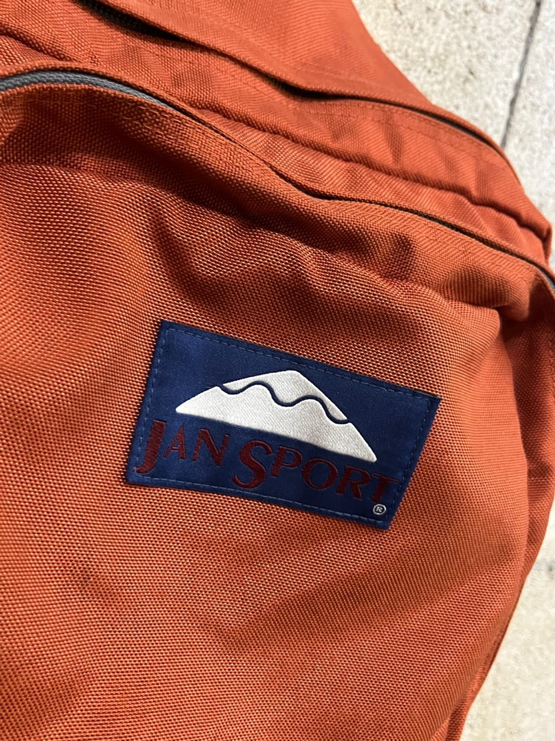 잔스포츠 클래식 백팩 상품이미지3