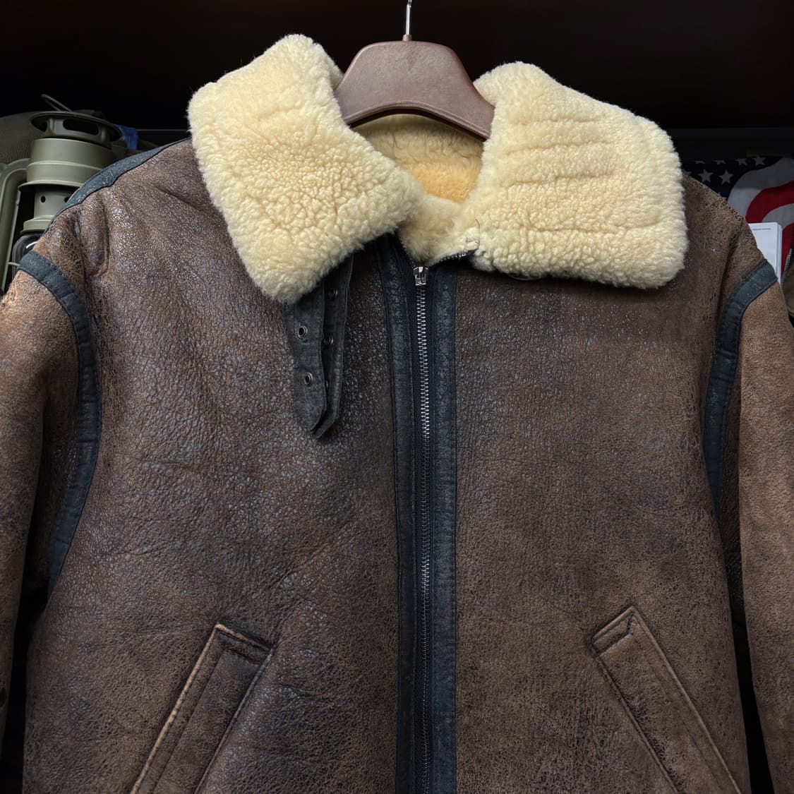 90s 미공군 B-3 TYPE 리얼레더 양털무스탕 플라이트 자켓 N484 상품이미지3