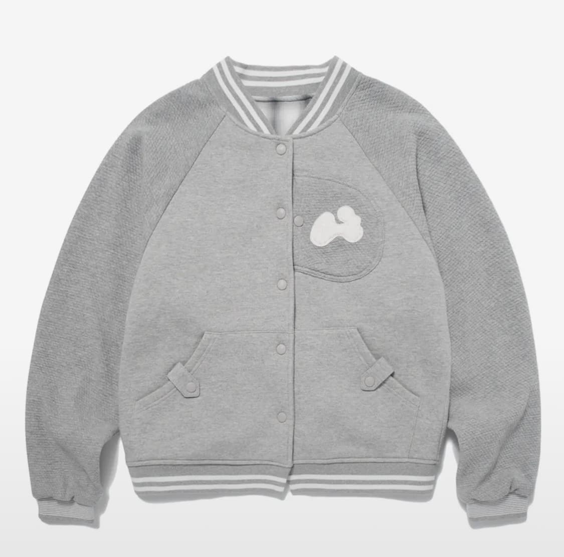 새상품 당일배송 허그유어스킨 바시티 패치 자켓 그레이 상품이미지1