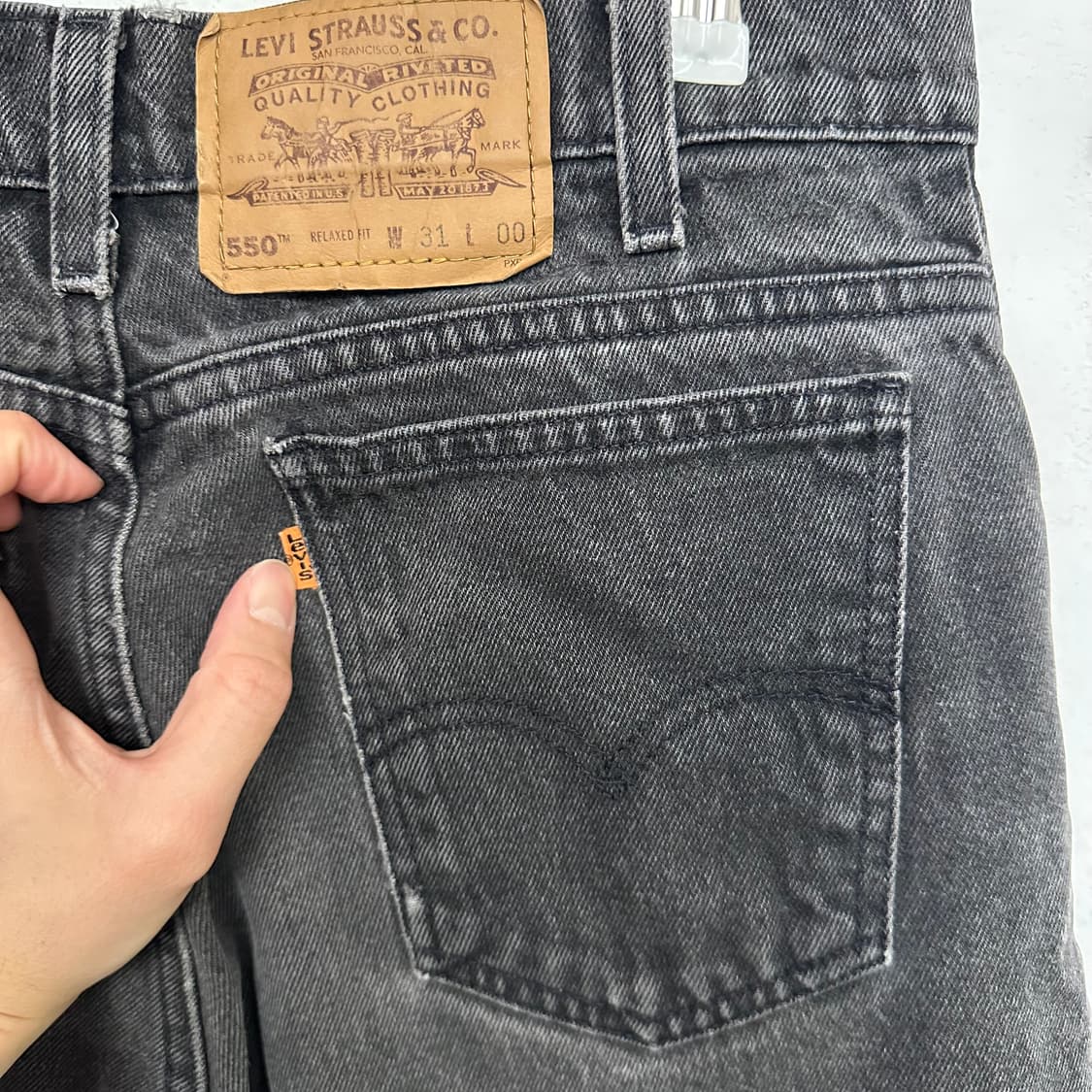 90’s 리바이스 550 오렌지탭 흑청 반바지 상품이미지3