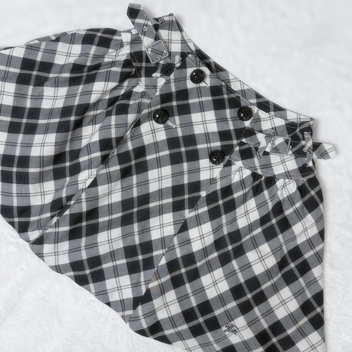 Burberry 블루라벨 오네갸루 로걀 미니 스커트 ≽^•⩊•^≼ 상품이미지1