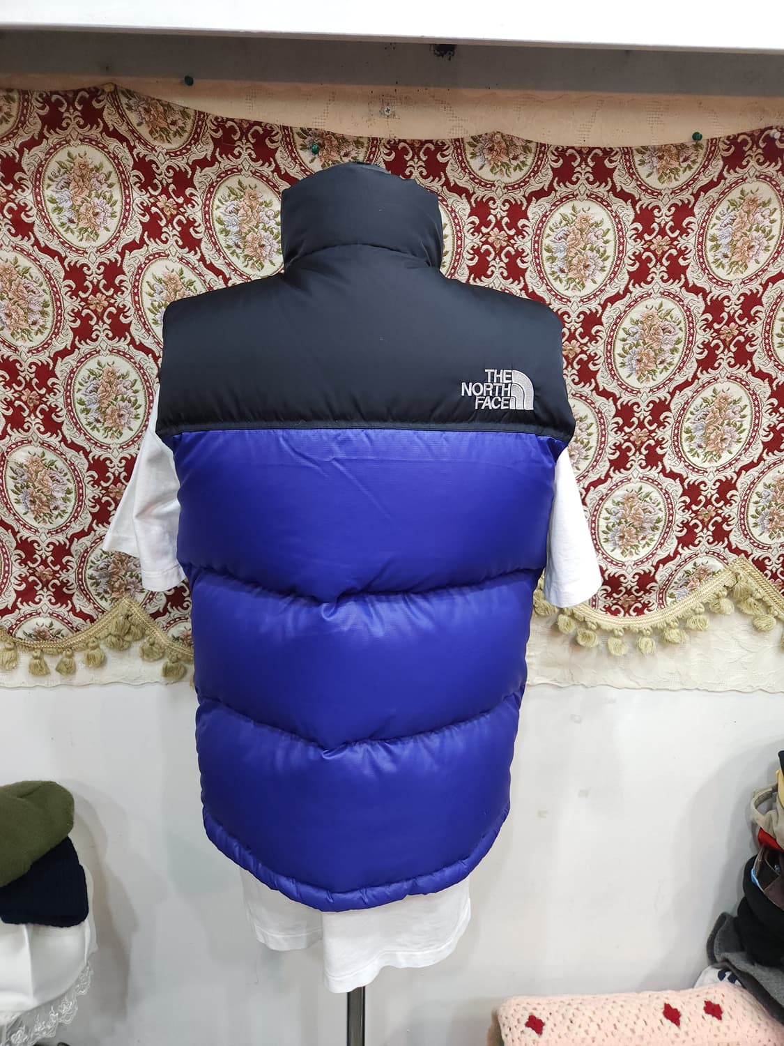 노스페이스  700 퍼플 구스 눕시 패딩 조끼

 상품이미지9