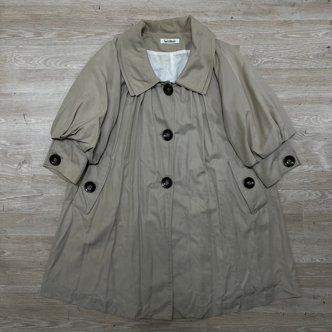 끌로에 여성 셔링 벌룬 싱글 트렌치코트 [베이지] S/90 상품이미지1