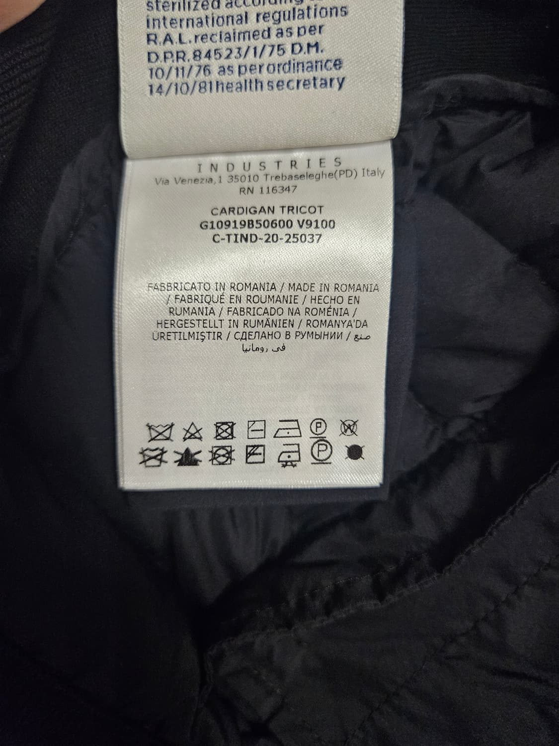 [새상품급] 몽클레어 니트패딩 블랙와펜 m 상품이미지4