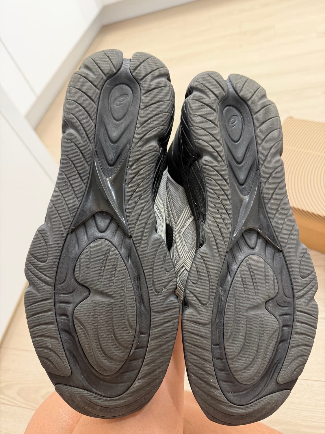 아식스 젤 퀀텀 cp컴퍼니 콜라보 상품이미지4