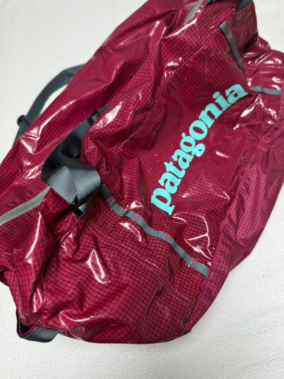 파타고니아 블랙 홀 더플 30L 상품이미지1