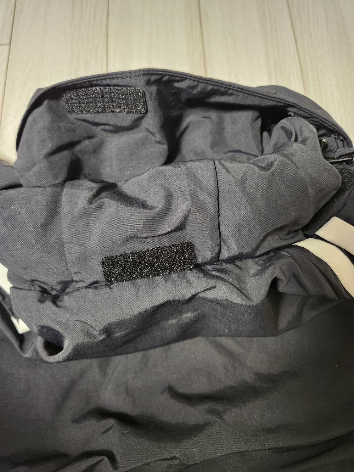 새상품급)르꼬끄 우븐 바람막이 사이즈L


오염 하자 없이 깨끗해요^^
 상품이미지7