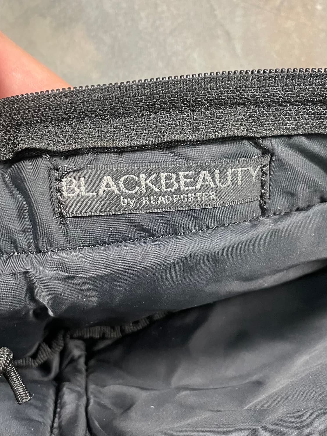 헤드 포터 X 블랙 뷰티 웨이스트백 상품이미지8