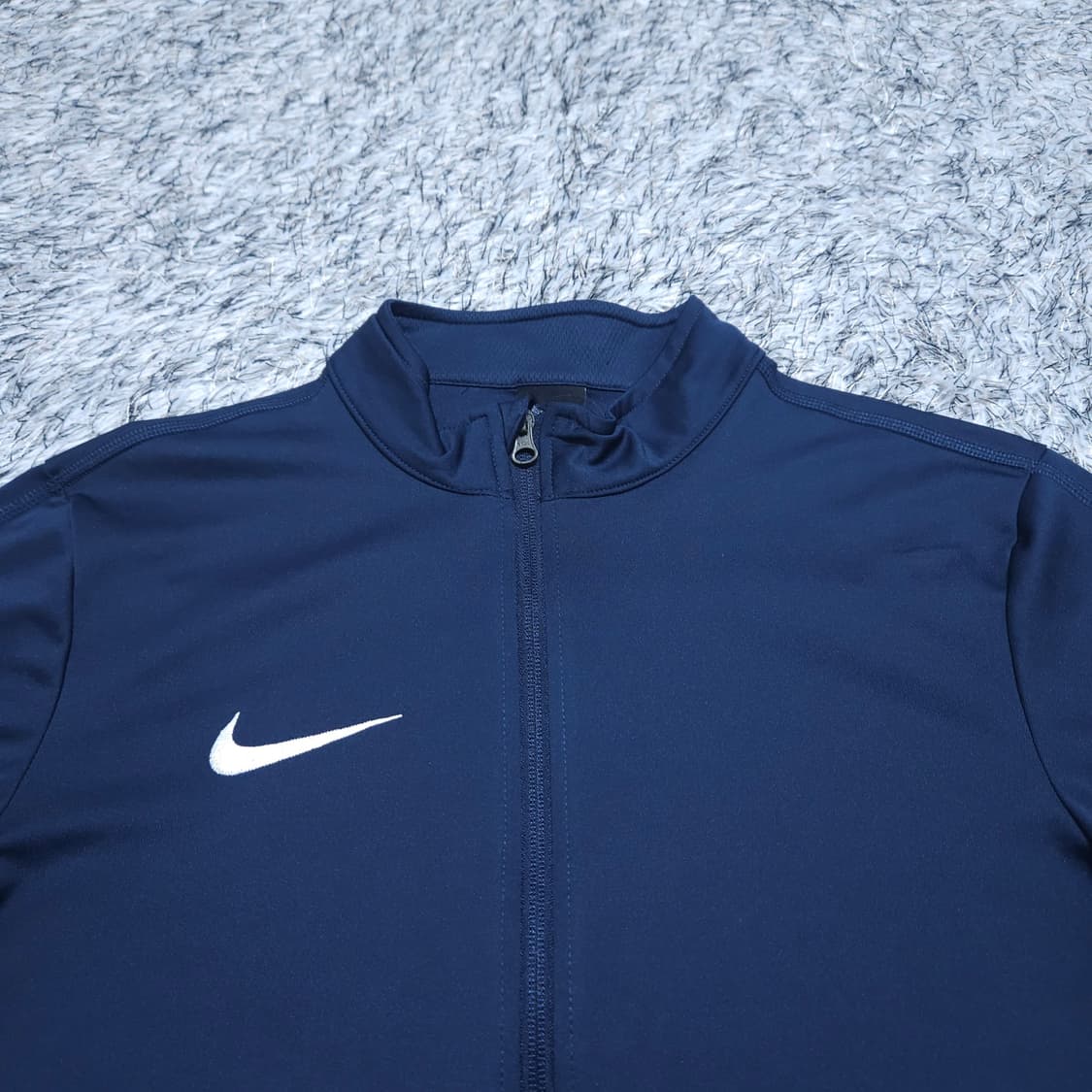 나이키) M 남자 드라이핏 트레이닝상의 / 왕눈이샵 상품이미지3