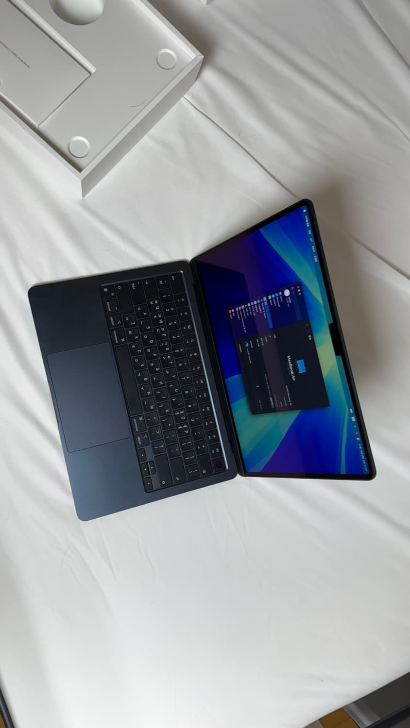 맥북에어M2 13인치 미드나이트 S급 상품이미지1