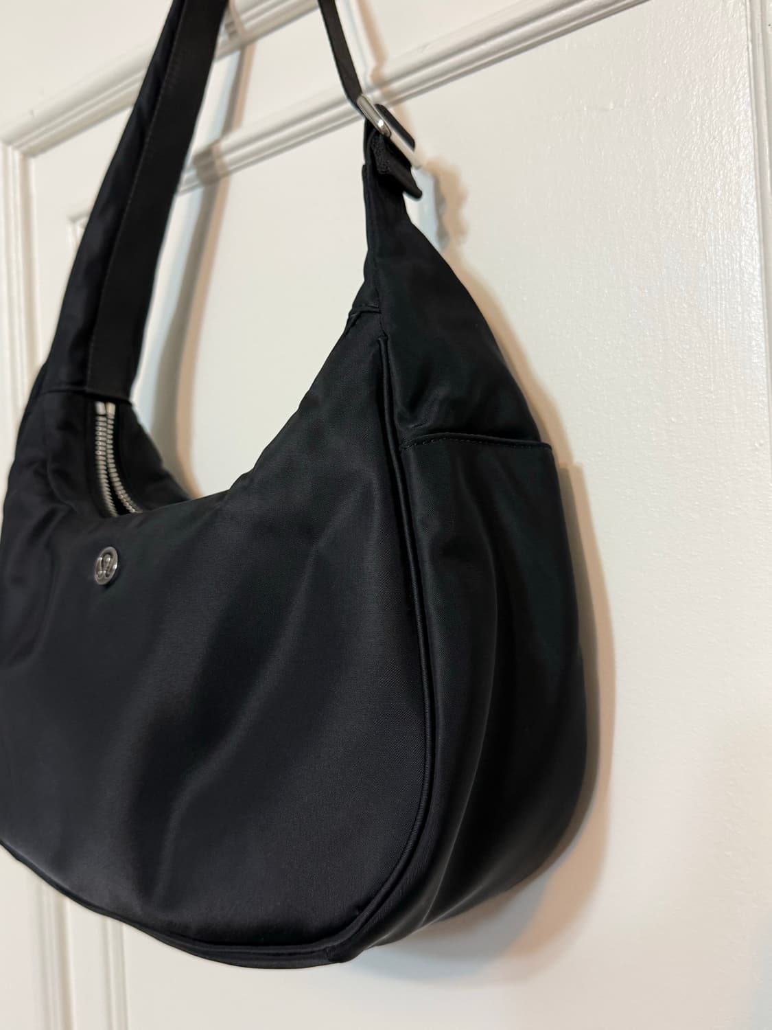 룰루레몬 시티 에센셜 숄더백 블랙 상품이미지5