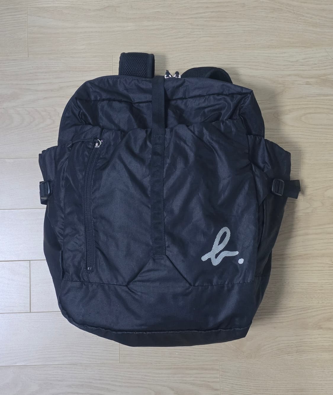 아네스베 나일론 경량 백팩 블랙 상품이미지1